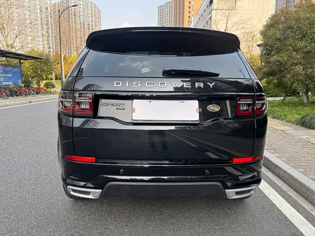 Land Rover Discovery Sport 2022 Model 249PS R-Dynamic S Performance Edition 5-Seater — фото 4