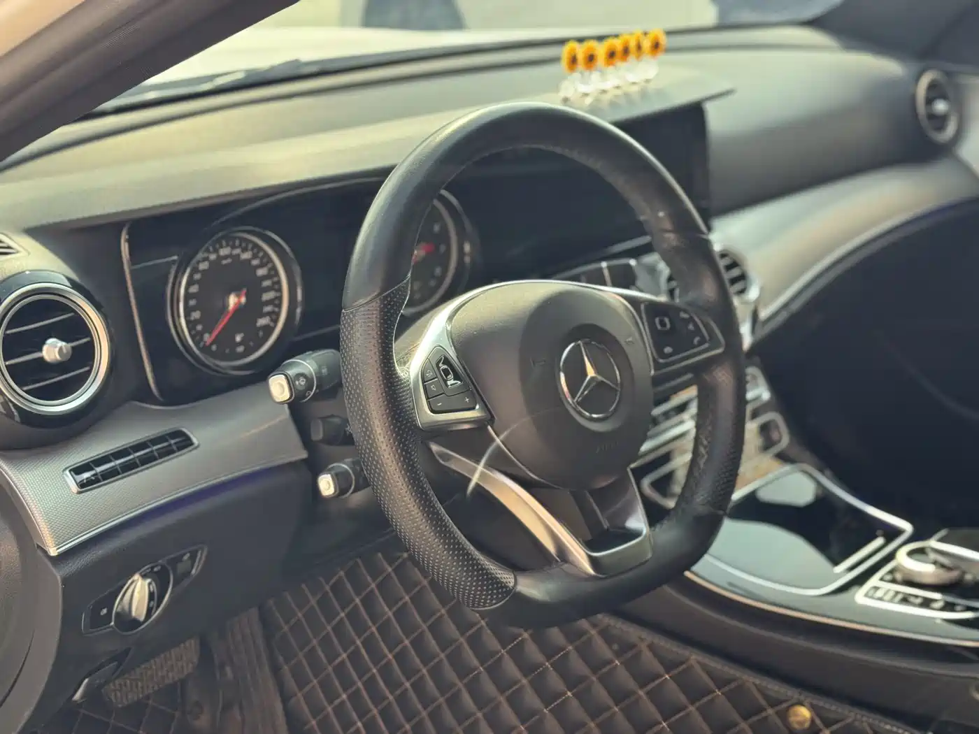 Mercedes-Benz E-Class 2017 E 200 Sport фото 12
