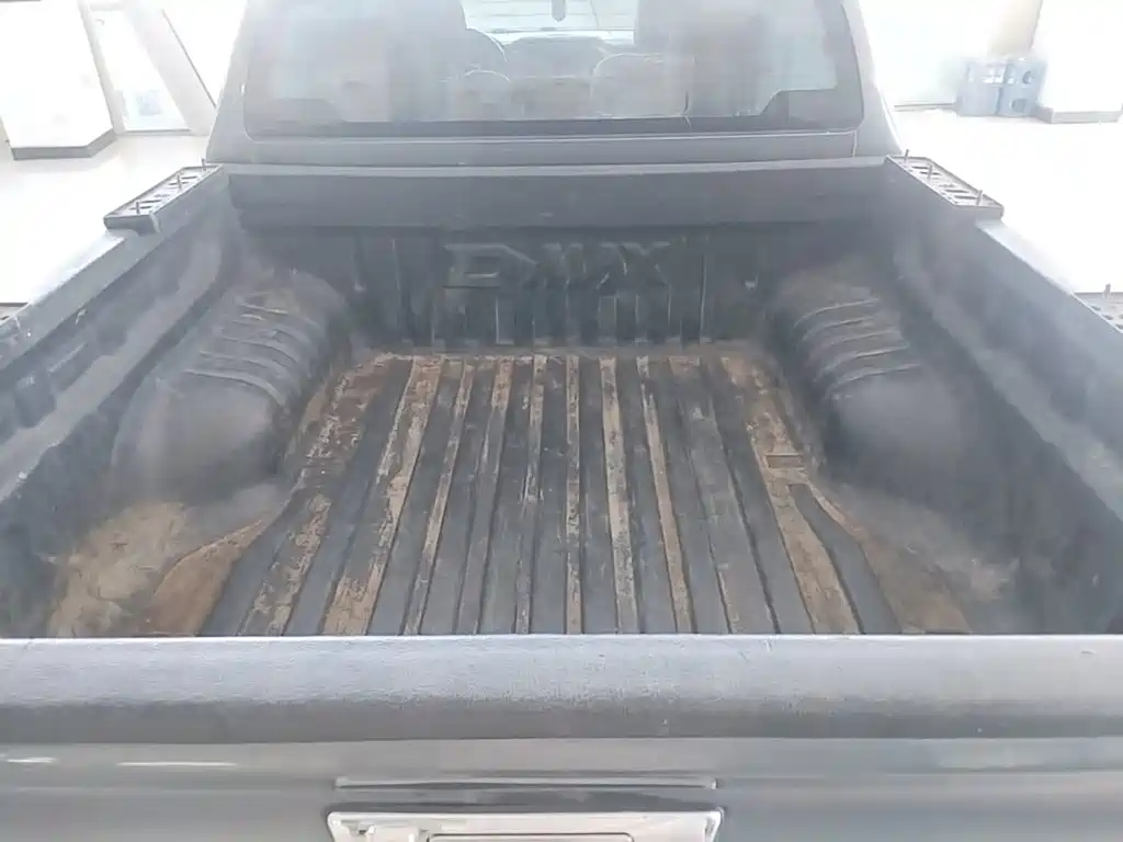 Isuzu D-MAX 2022 2021 Model 1.9T Automatic 4WD Diesel Global Tough RZ4E