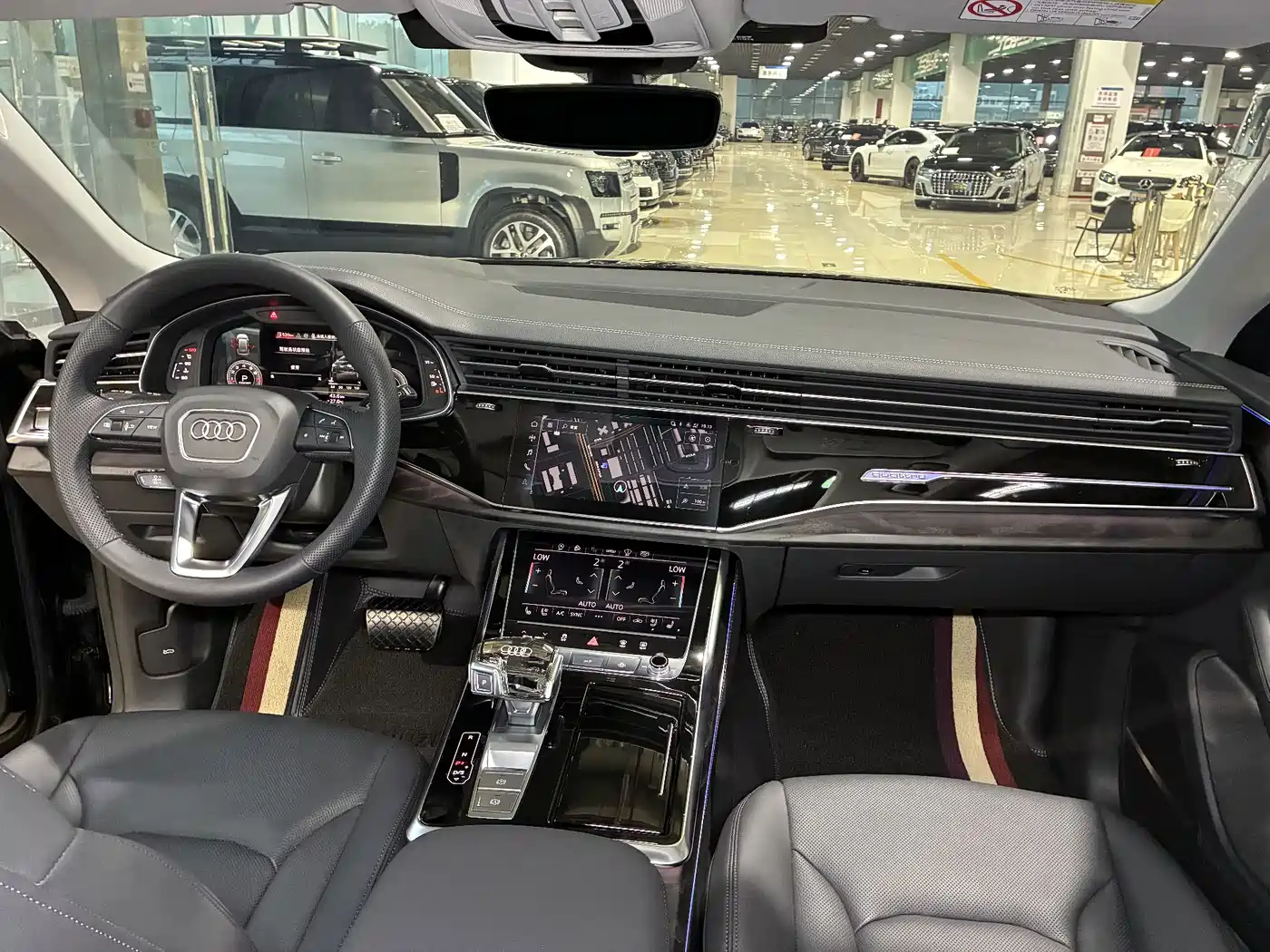 Audi Q8 2025 2023 55 TFSI Luxury Sport