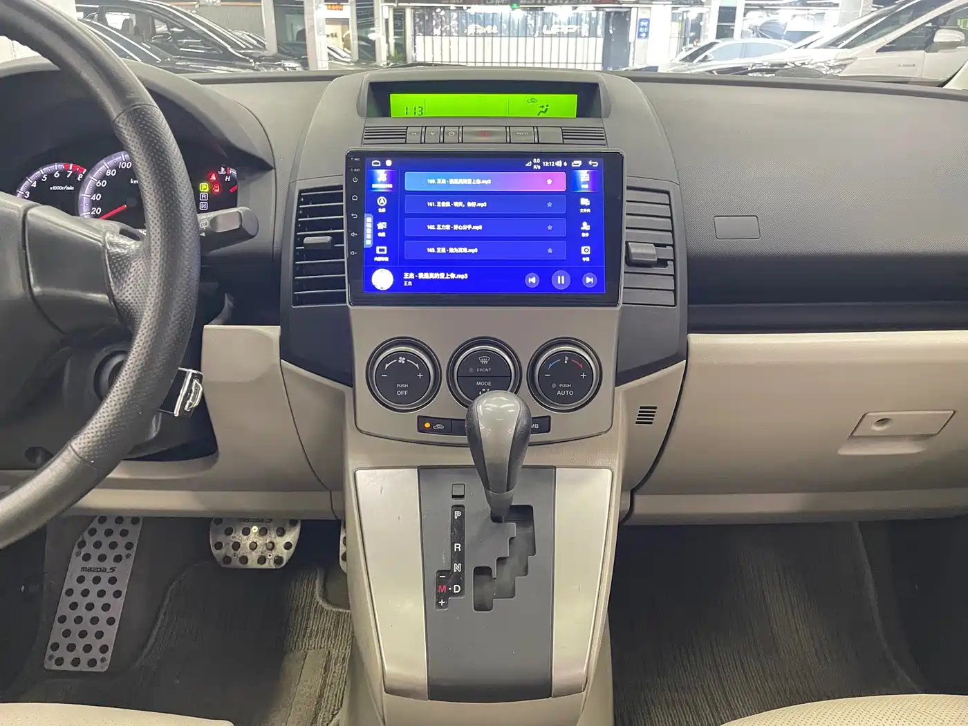 Mazda Mazda5 2010 2008 2.0 Automatic Luxury Edition