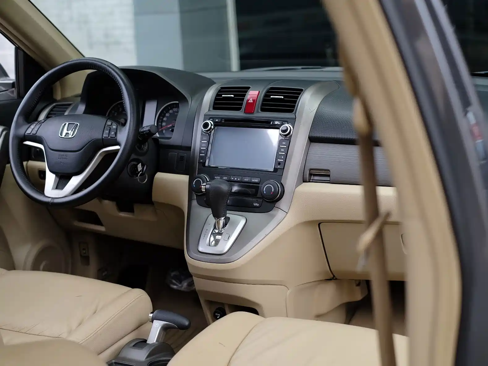 Фото 50 - Honda CR-V