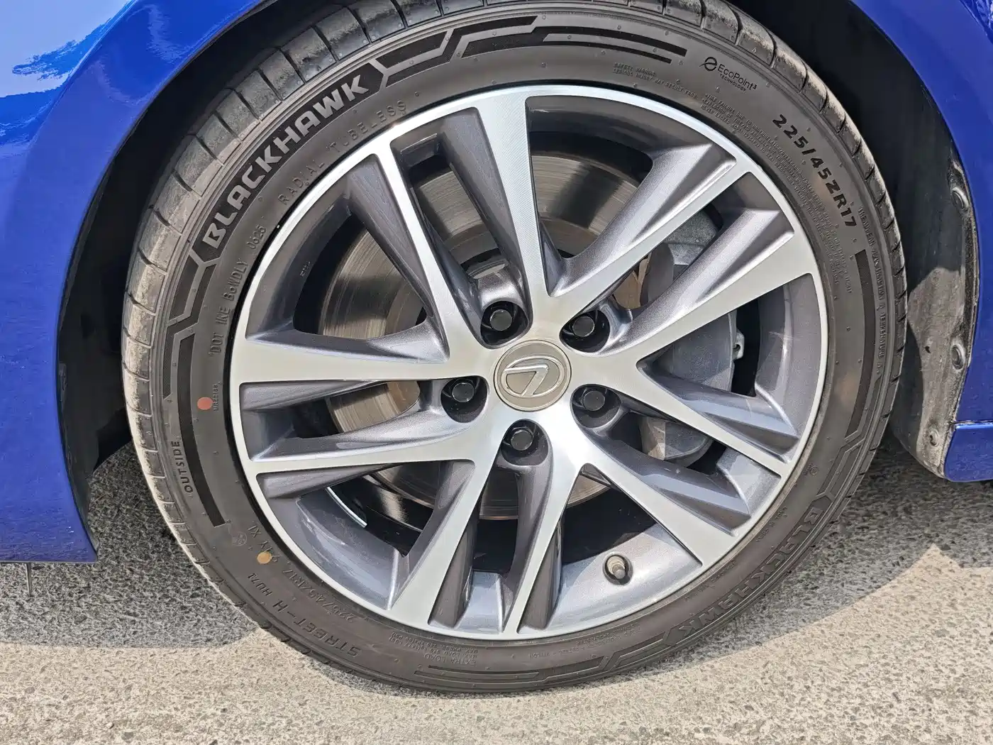 Lexus IS 2017 300 F SPORT фото 30