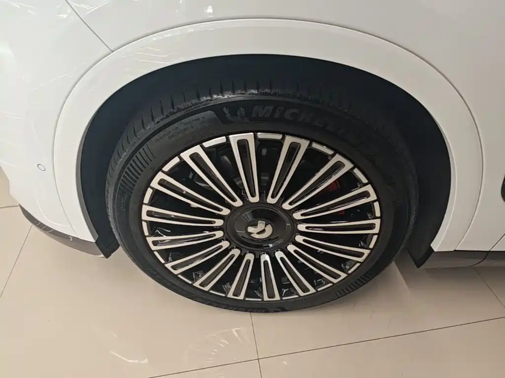 NIO ES8 2025 2025 Model 6-Seat Executive Luxury Edition