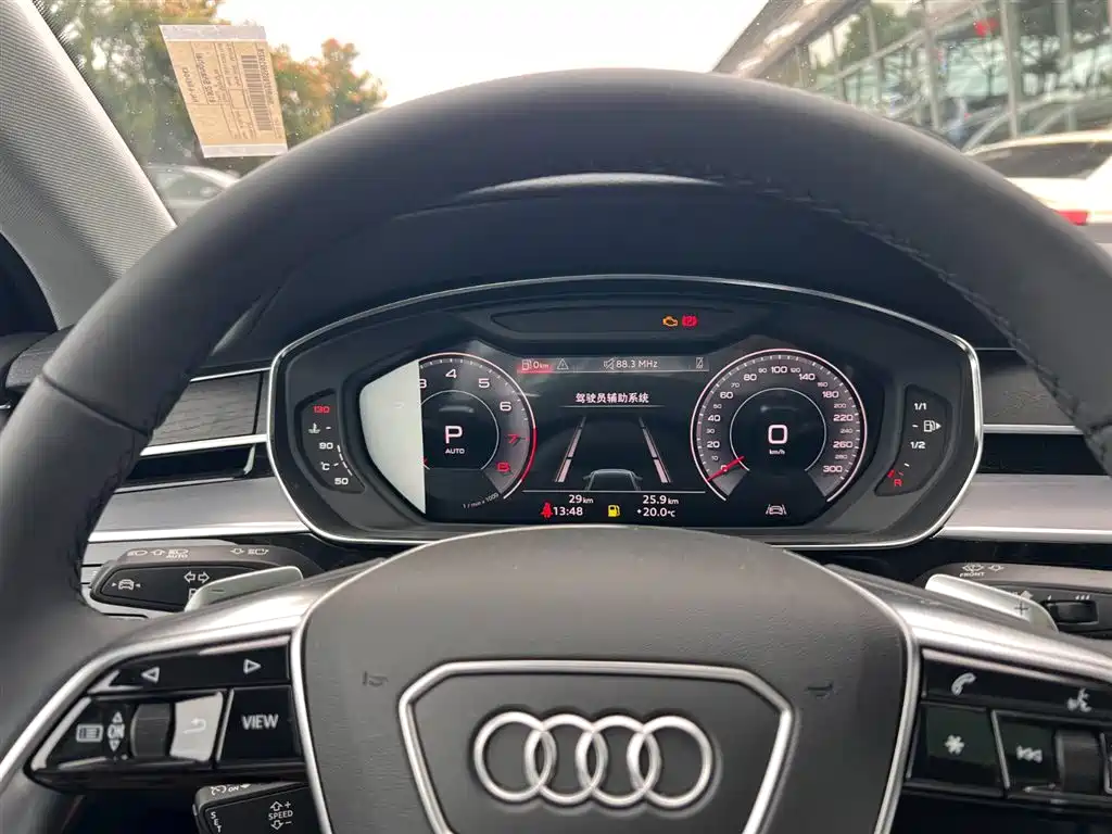 Audi A8 2025 A8L 45 TFSI quattro Luxury фото 8