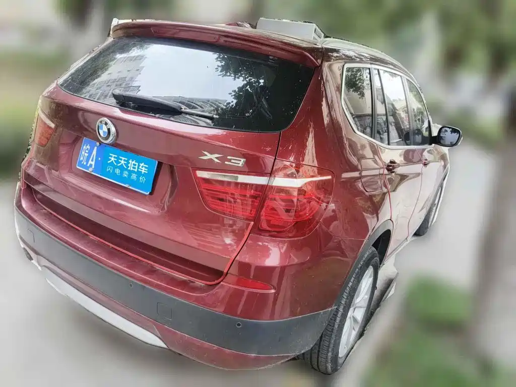 Photo 2 - BMW X3 (Import)