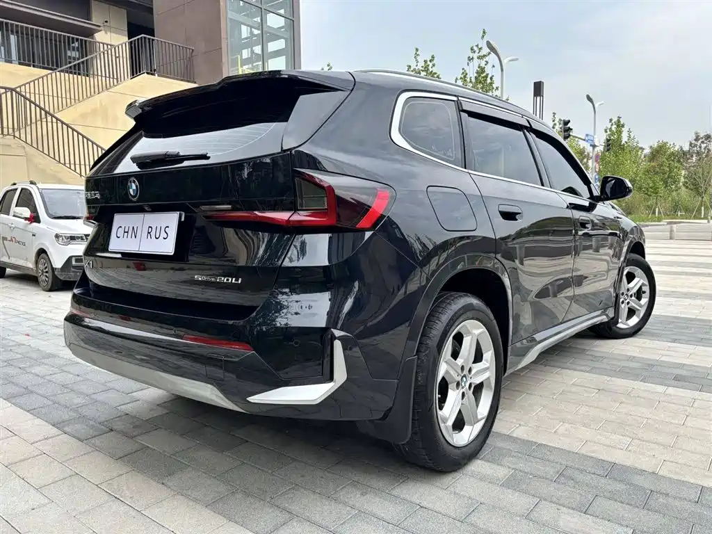 BMW X1 2023 sDrive20Li X Design Package фото 3