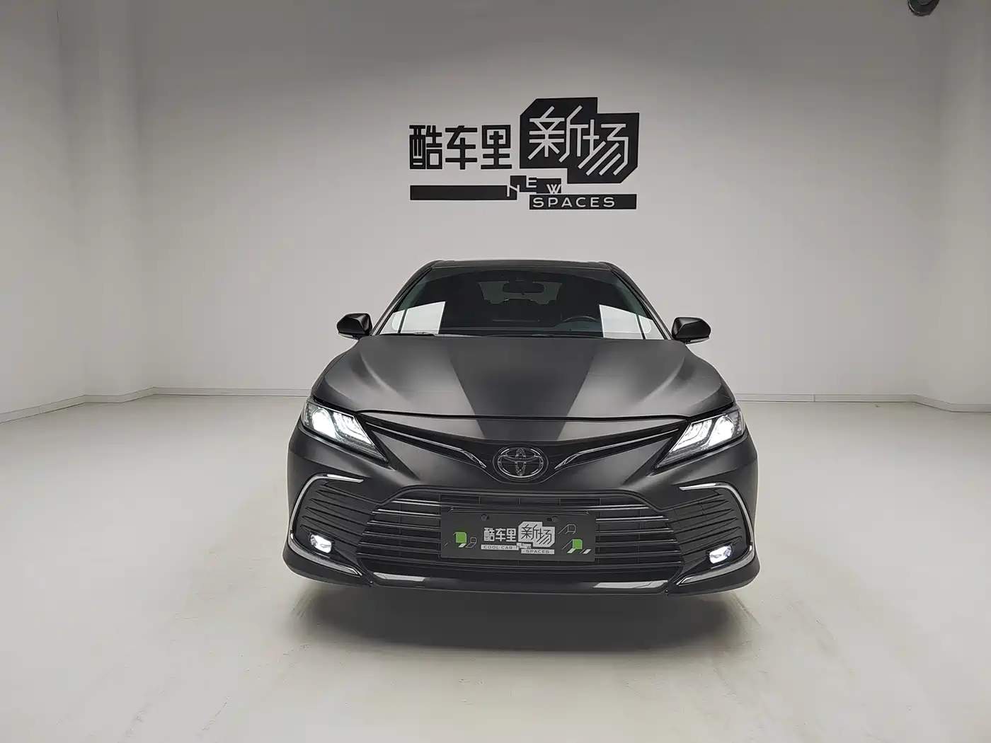 Toyota Camry 2021 2.0G Luxury Edition фото 2