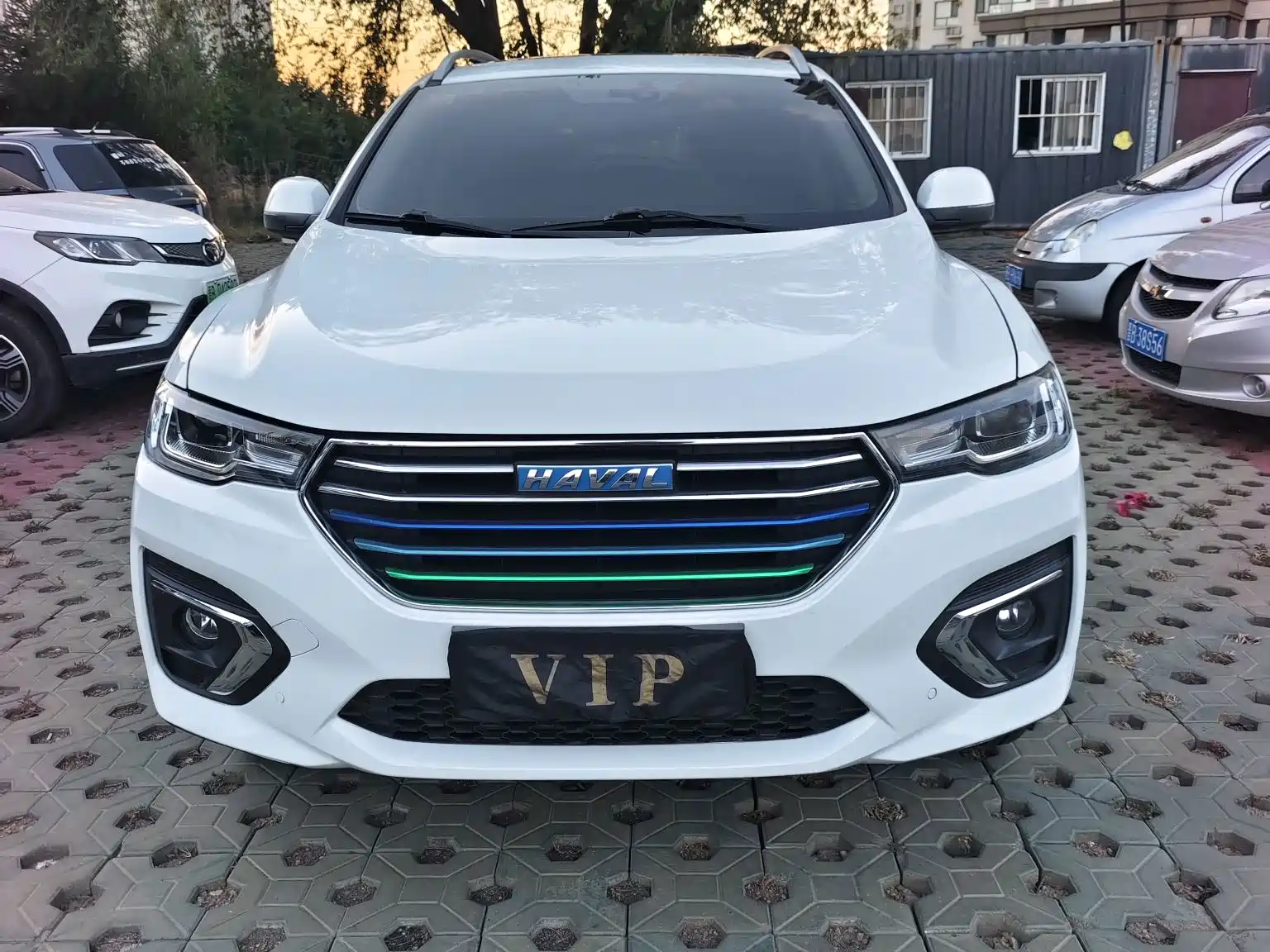 Фото 2 - Haval H2s