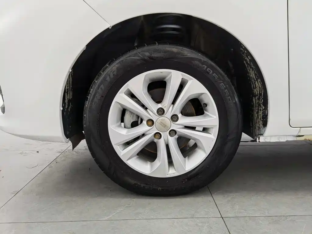 Jinbei F50 2019 2017 1.6L Manual Comfort
