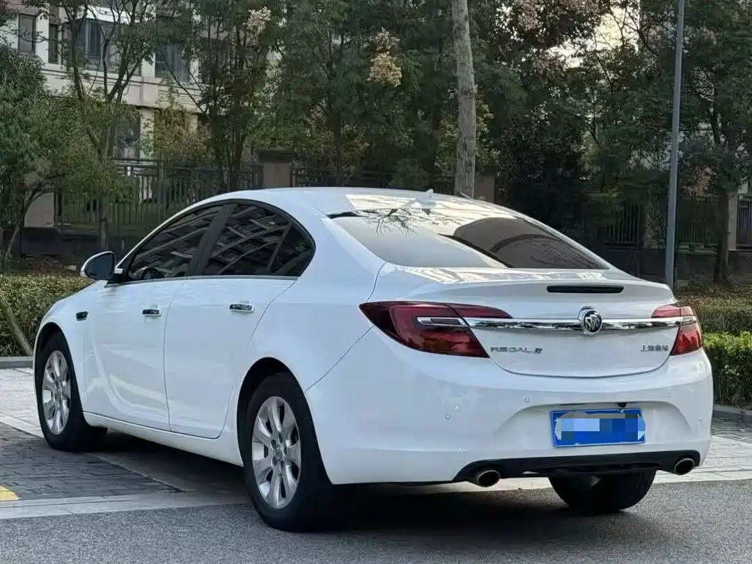Buick Regal 2015 1.6T Elite Tech Edition фото 4