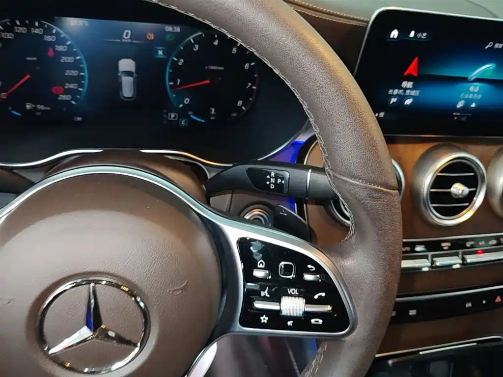 Mercedes-Benz GLC 2022 Facelift II GLC 260 L 4MATIC Luxury фото 14