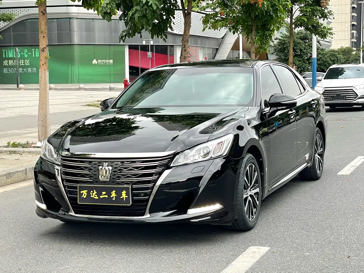 Toyota Crown 2018 2.0T Fashion Edition