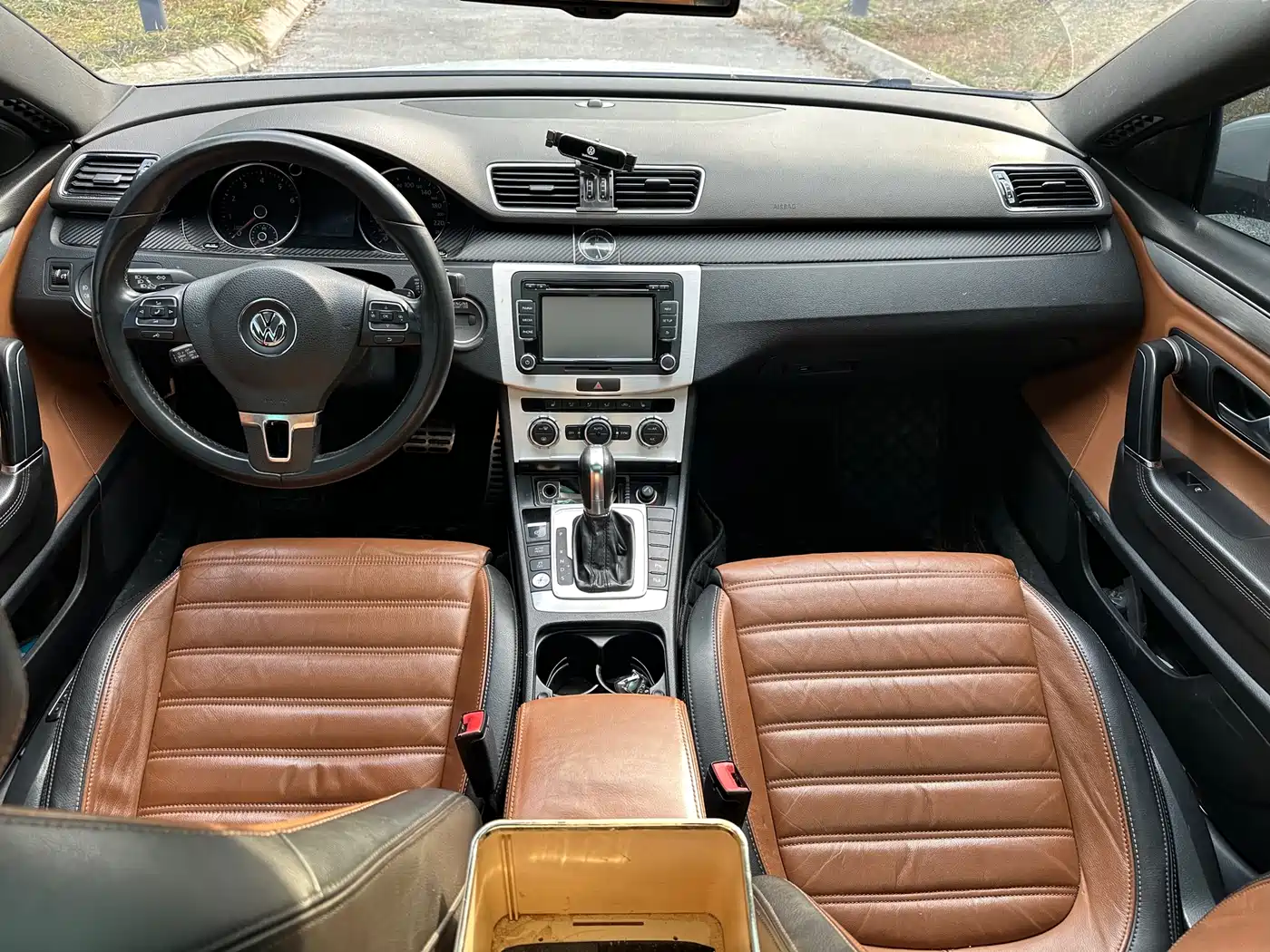 Volkswagen FAW-Volkswagen CC 2016 Model 2.0TSI Luxury фото 8