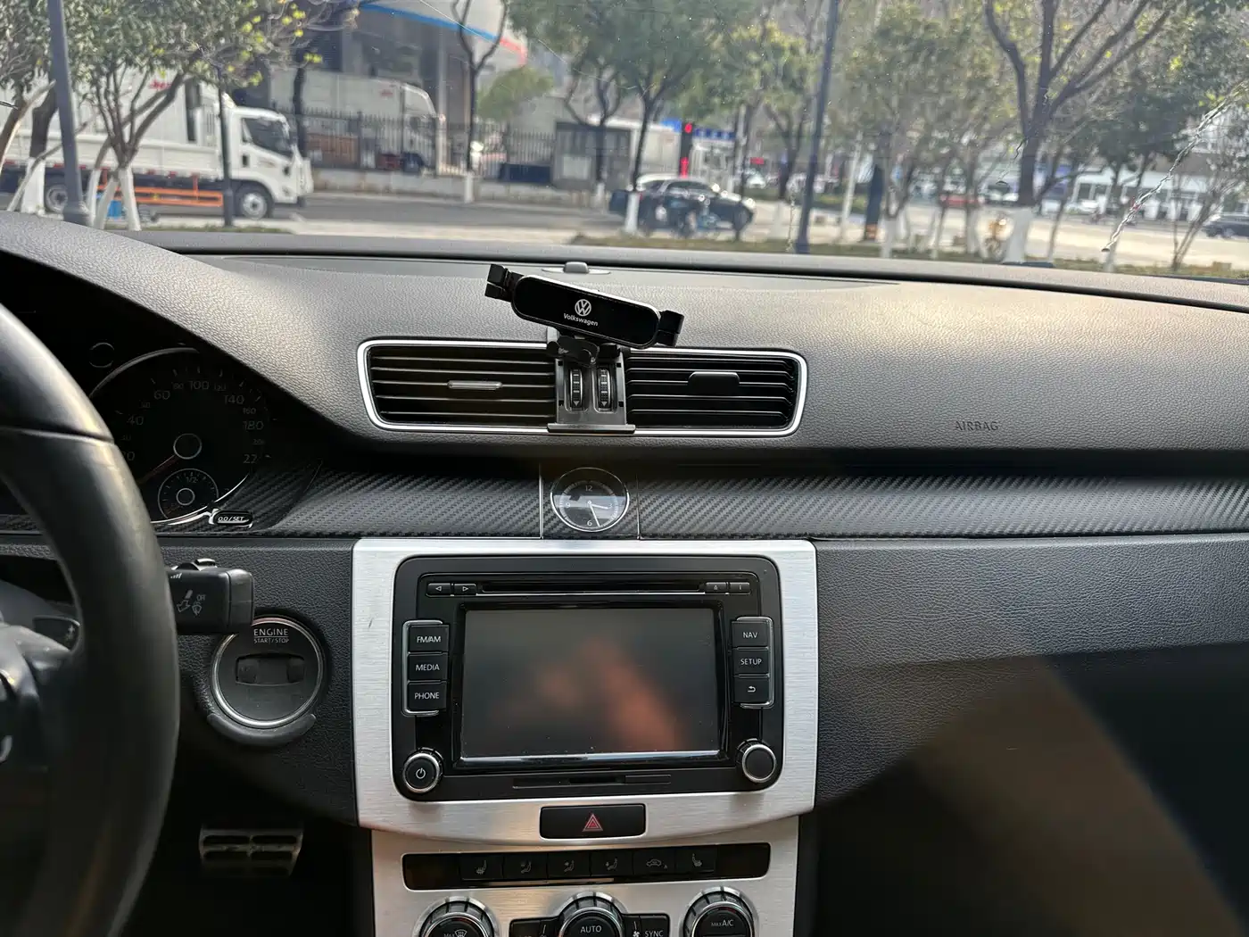 Volkswagen FAW-Volkswagen CC 2016 Model 2.0TSI Luxury фото 11