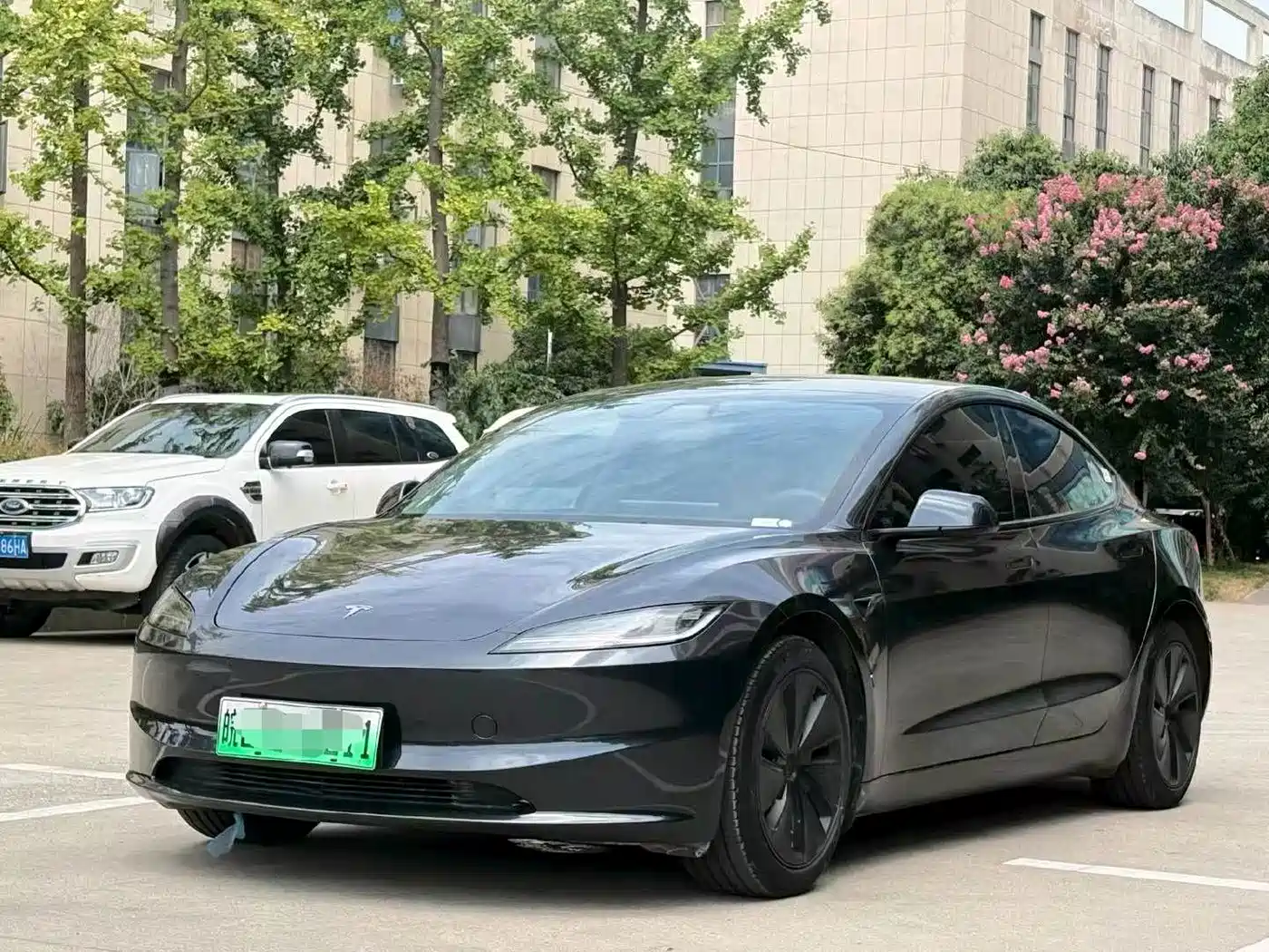 Tesla Model 3 2023