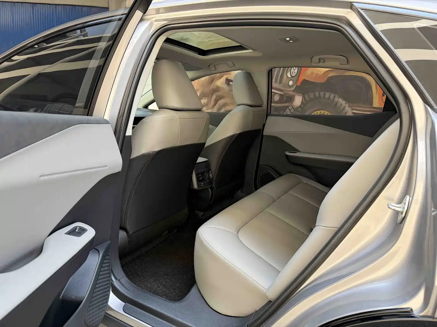 Toyota bZ3 2024 517km Elite PRO фото 9