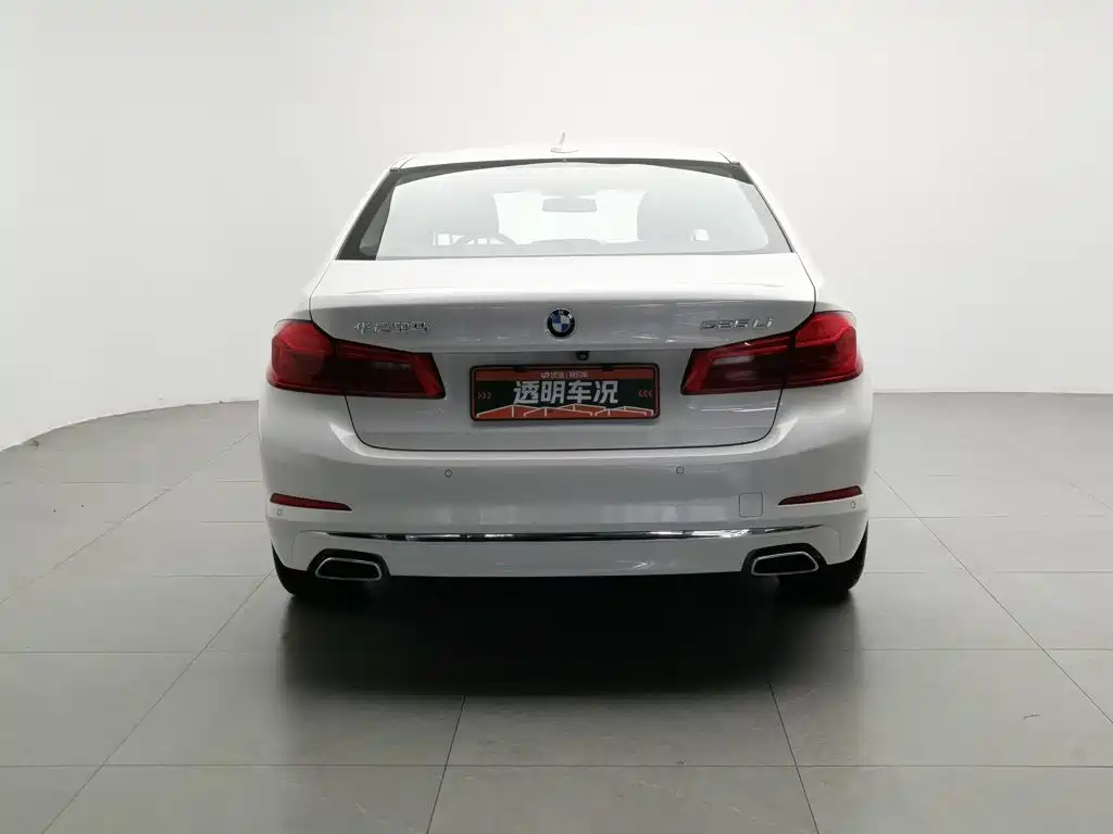 Фото 4 - BMW 5 Series
