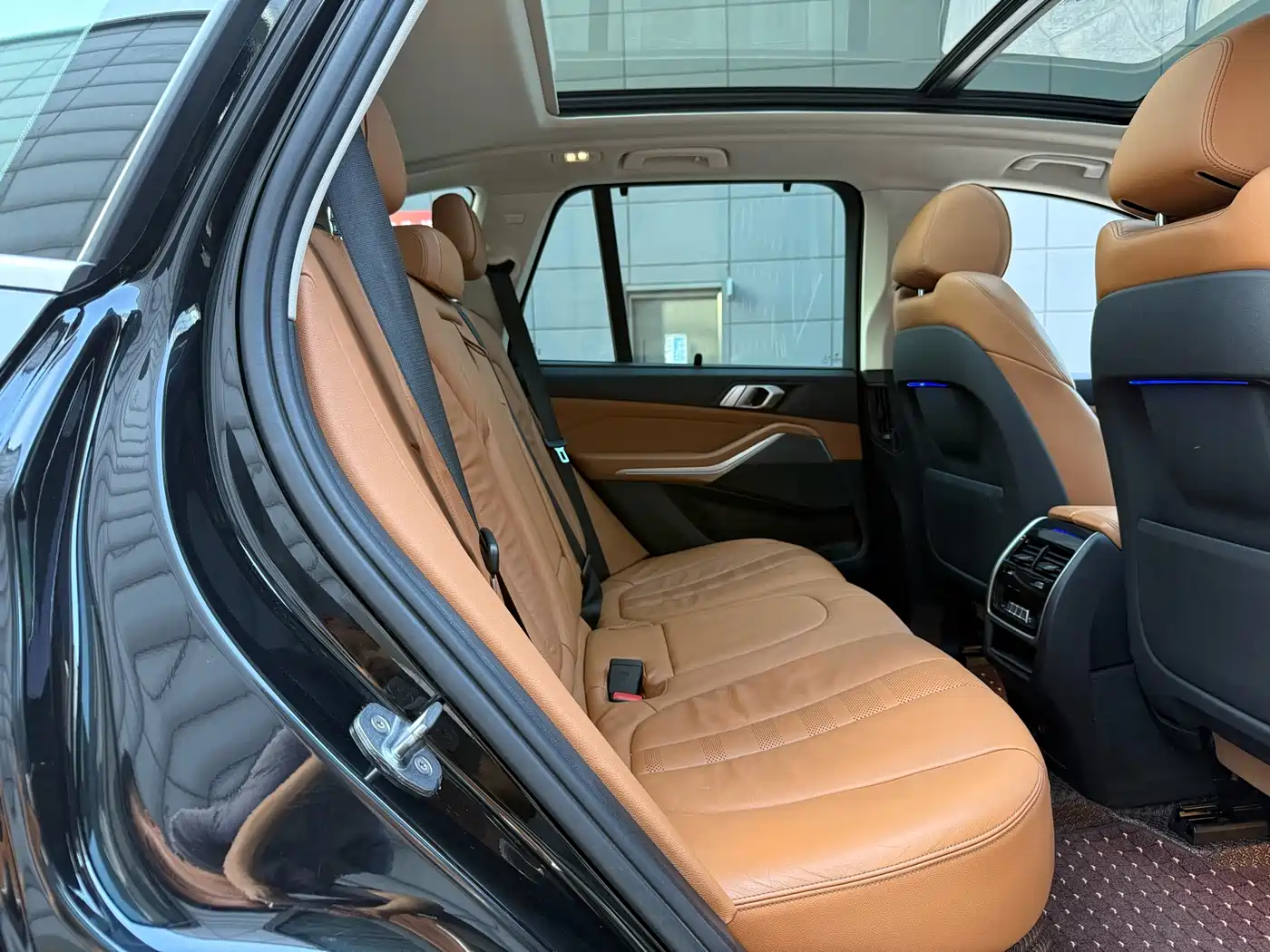 BMW X5 (Import) 2020 xDrive40i M Sport Package фото 14