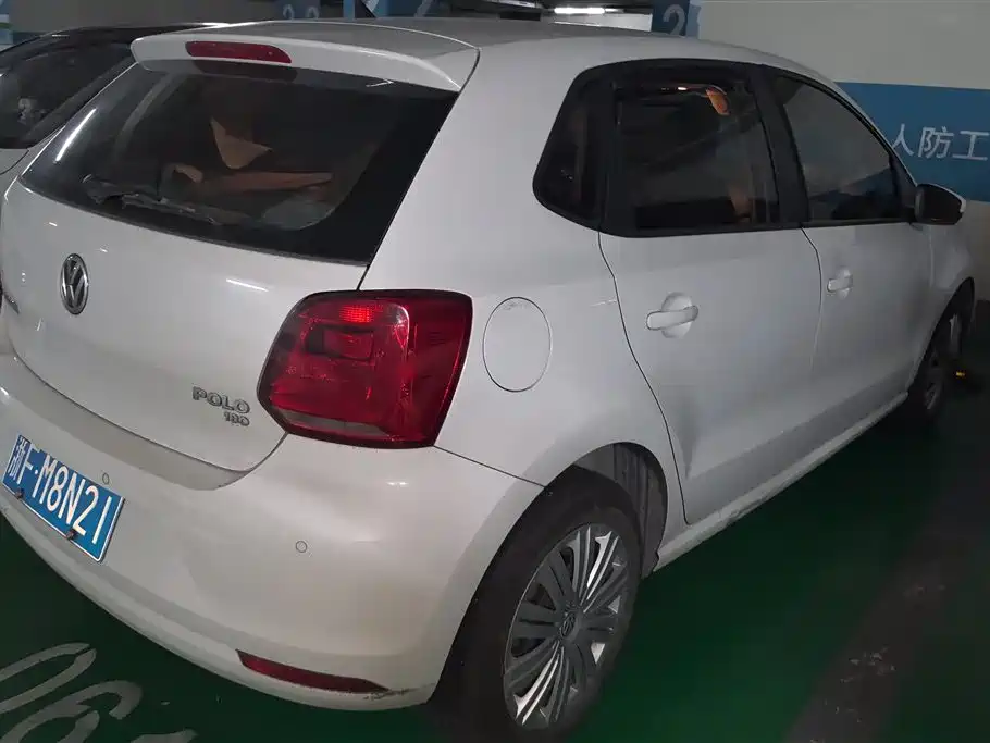 Volkswagen Polo 2018 1.5L Auto Comfort фото 3