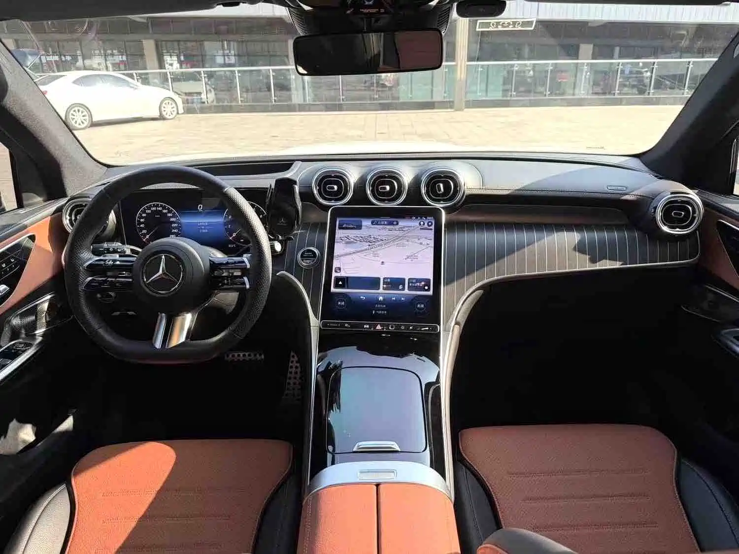 Фото 6 - Mercedes-Benz GLC