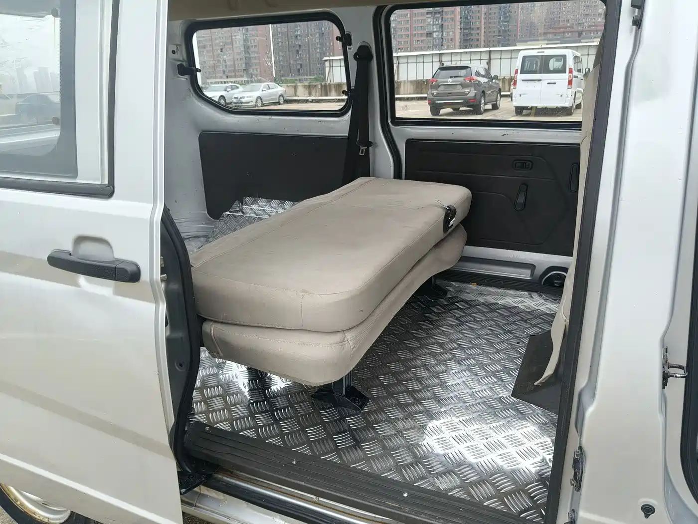 Wuling Motors Wuling Rongguang 2018 2017 1.2L Extended Basic