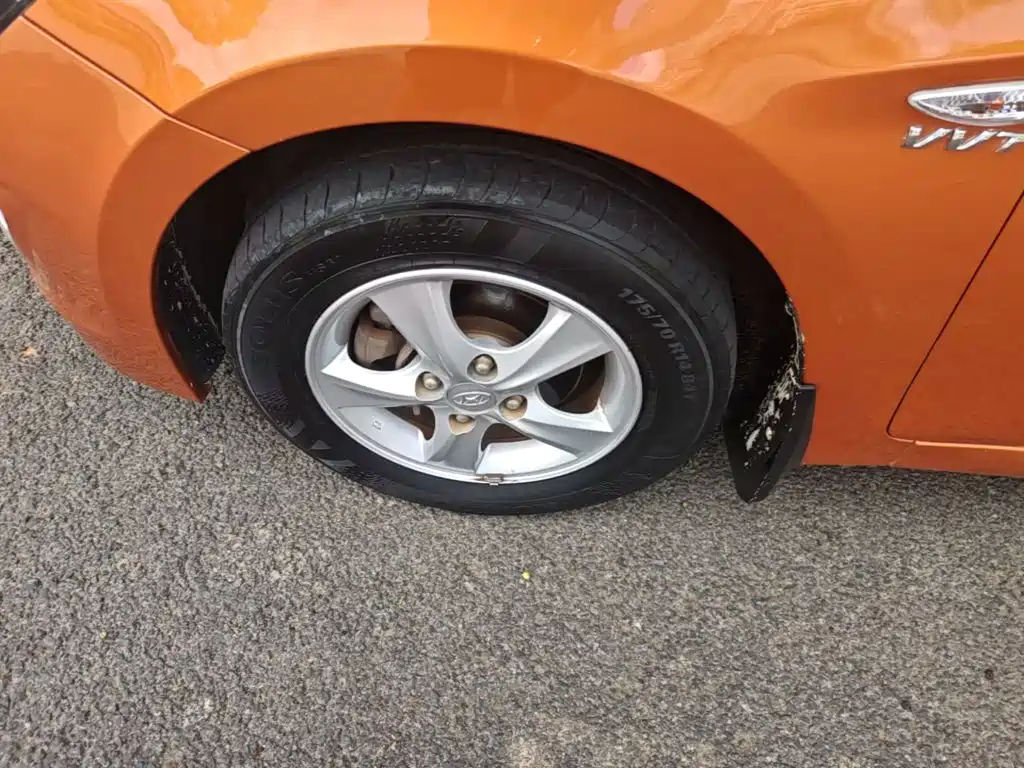 Hyundai Reina 2016 2014 Model 1.4L Automatic GLX