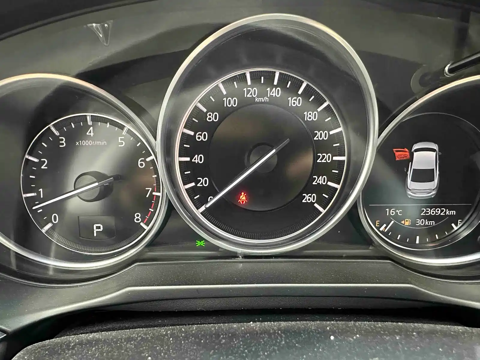 Photo 7 - Mazda Atenza
