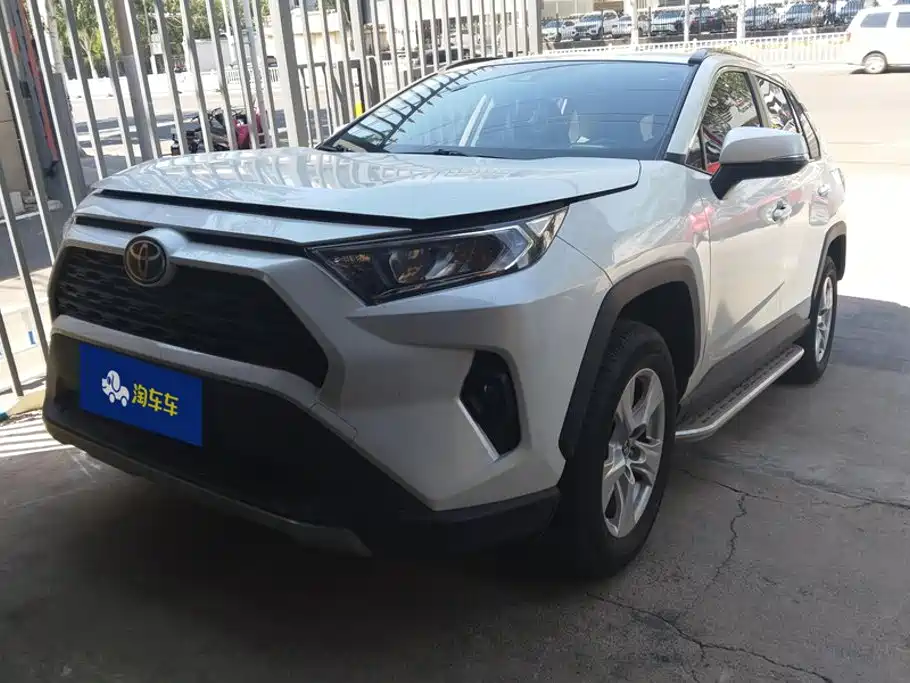 Toyota RAV4 Rongfang 2023 2.0L CVT 2WD Urban Edition