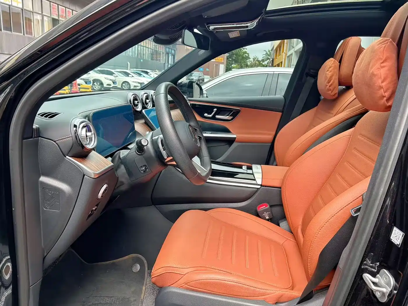 Mercedes-Benz GLC 2026 2025 Facelift GLC 300 L 4MATIC Dynamic 5-seater