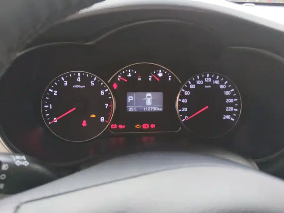 Kia Carens 2016 2013 2.0L 7-seat Auto Standard (China V)