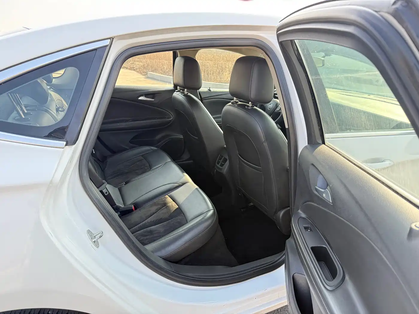 Buick Verano 2015 Sedan 20T Dual-clutch Elite фото 12