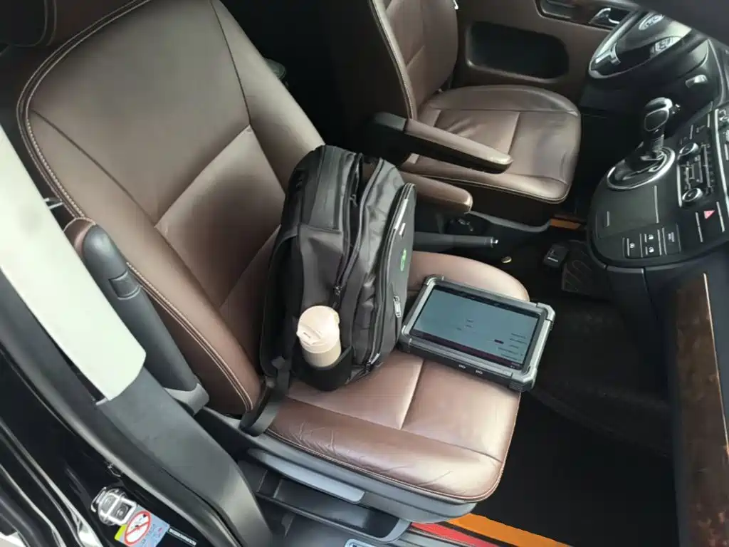 Volkswagen Multivan 2015 2012 2.0TSI 2WD Luxury Edition