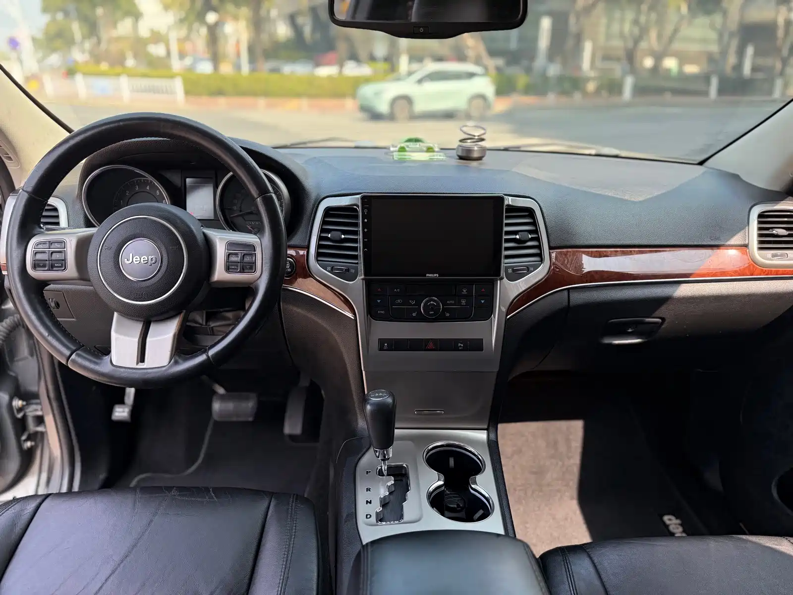 Фото 5 - Jeep Grand Cherokee (Import)