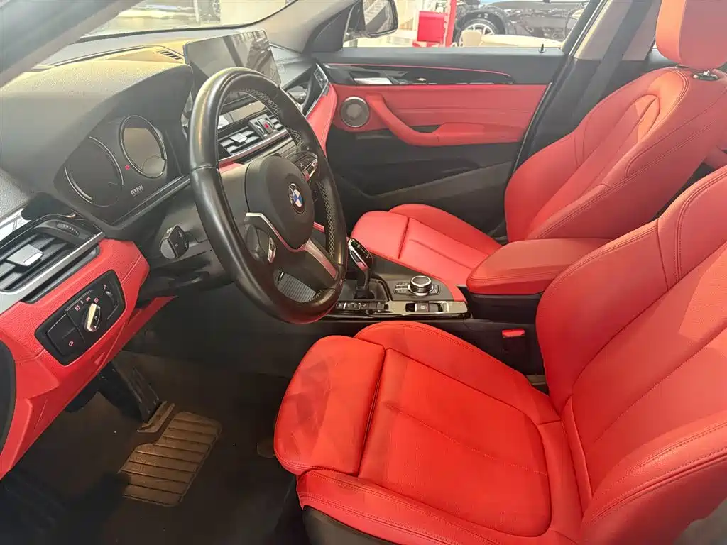 BMW X2 2023 sDrive25i M Sport Shadow Edition фото 7