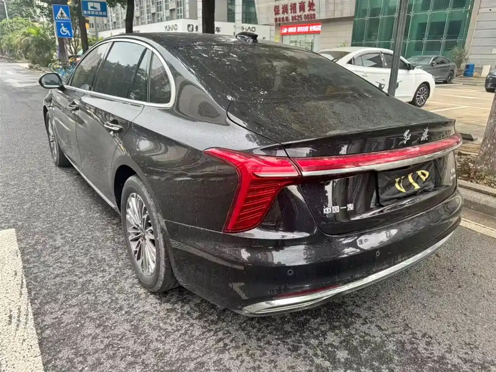 Hongqi H5 2023 1.5T DCT Smart Connect Flag Rhythm фото 8