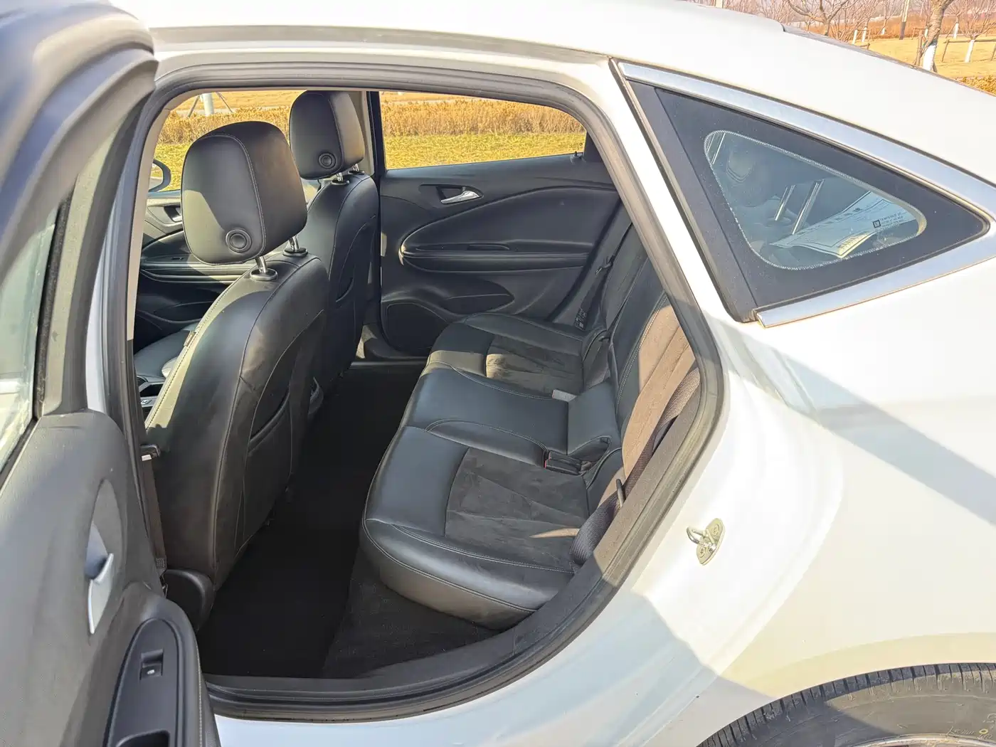 Buick Verano 2015 Sedan 20T Dual-clutch Elite фото 11