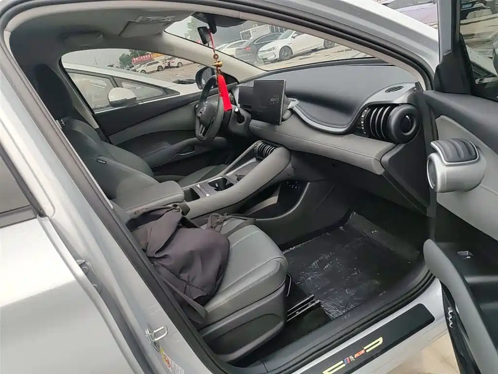 BYD Yuan PLUS 2025 Model Intelligent Driving Edition 510KM Leading Version фото 25