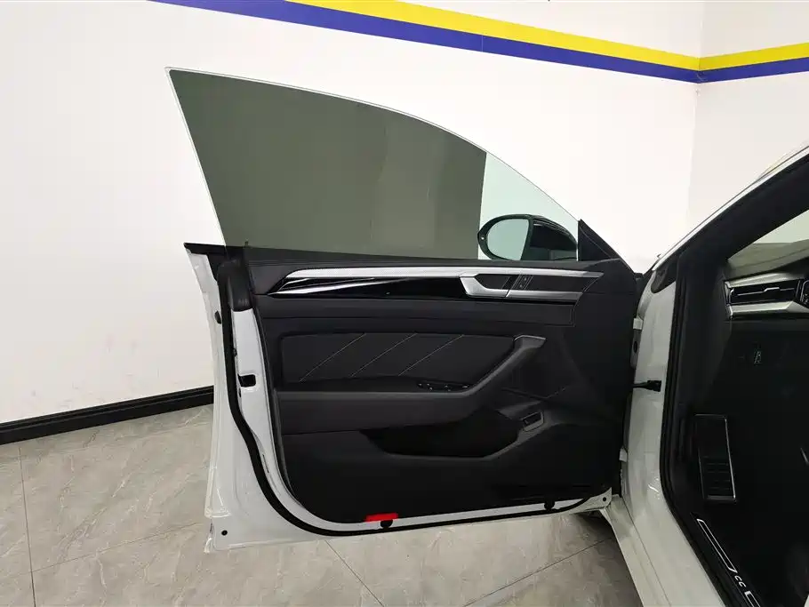 Volkswagen FAW-Volkswagen CC 2021 380TSI Eye-catching Edition фото 7