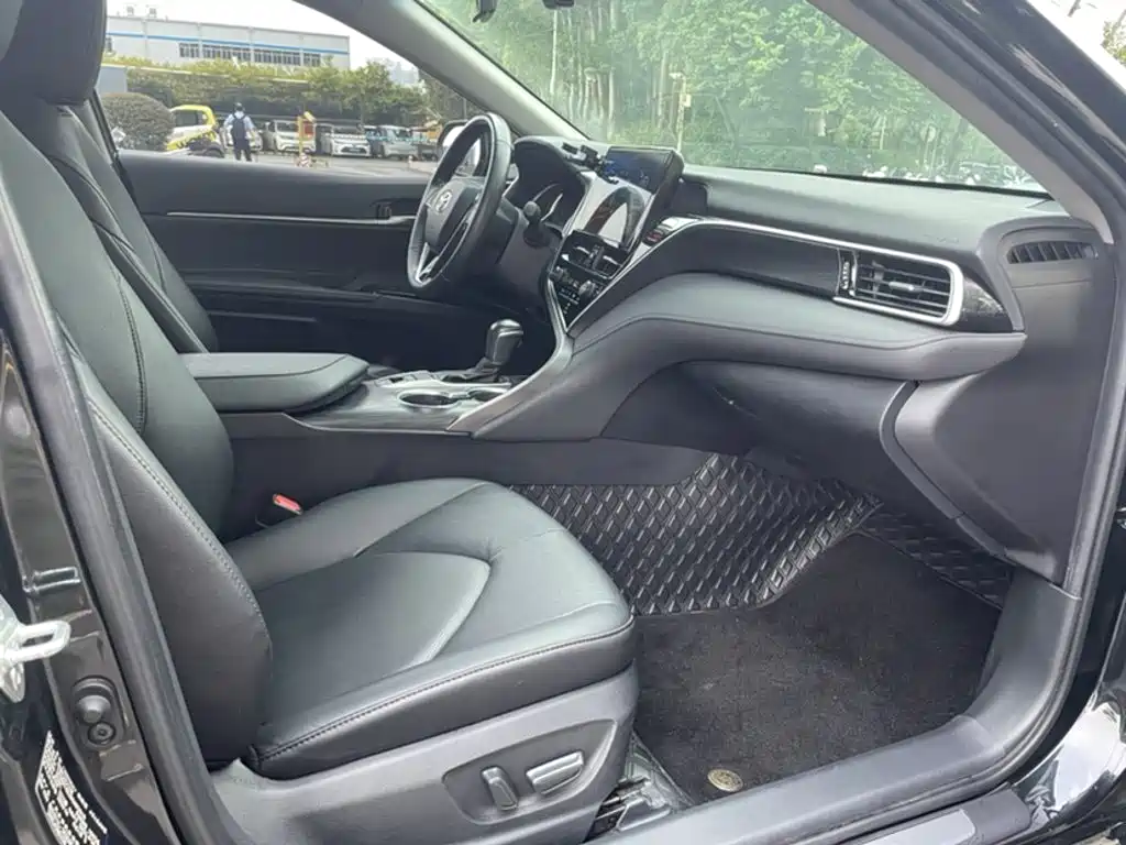 Toyota Camry 2023 2021 2.0G Luxury Edition