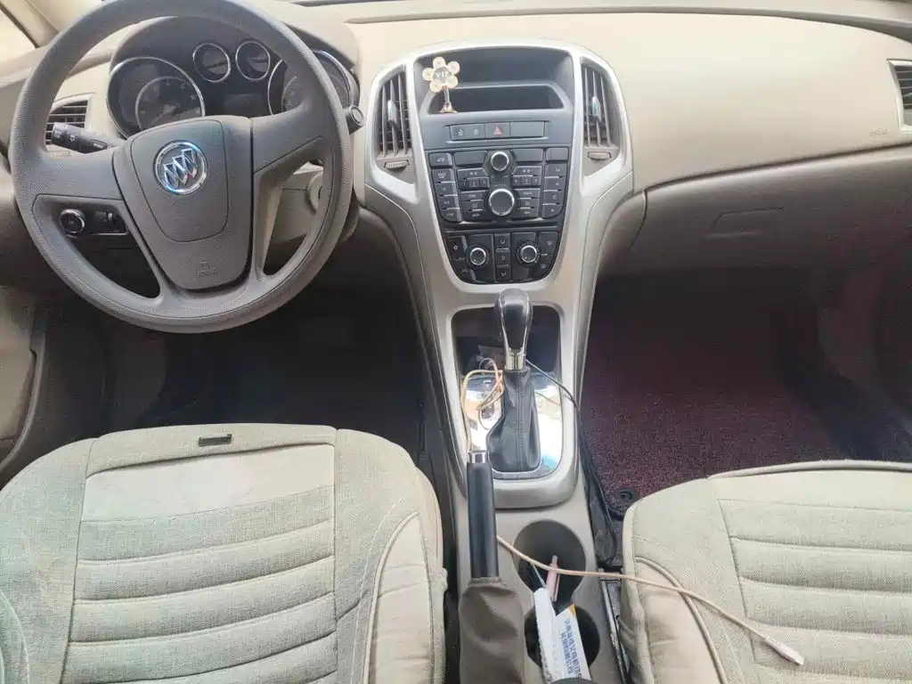 Photo 12 - Buick Excelle