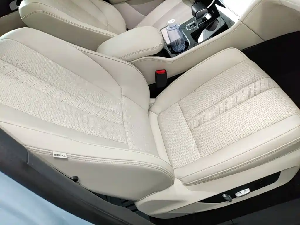 Фото 25 - Li Auto Li ONE