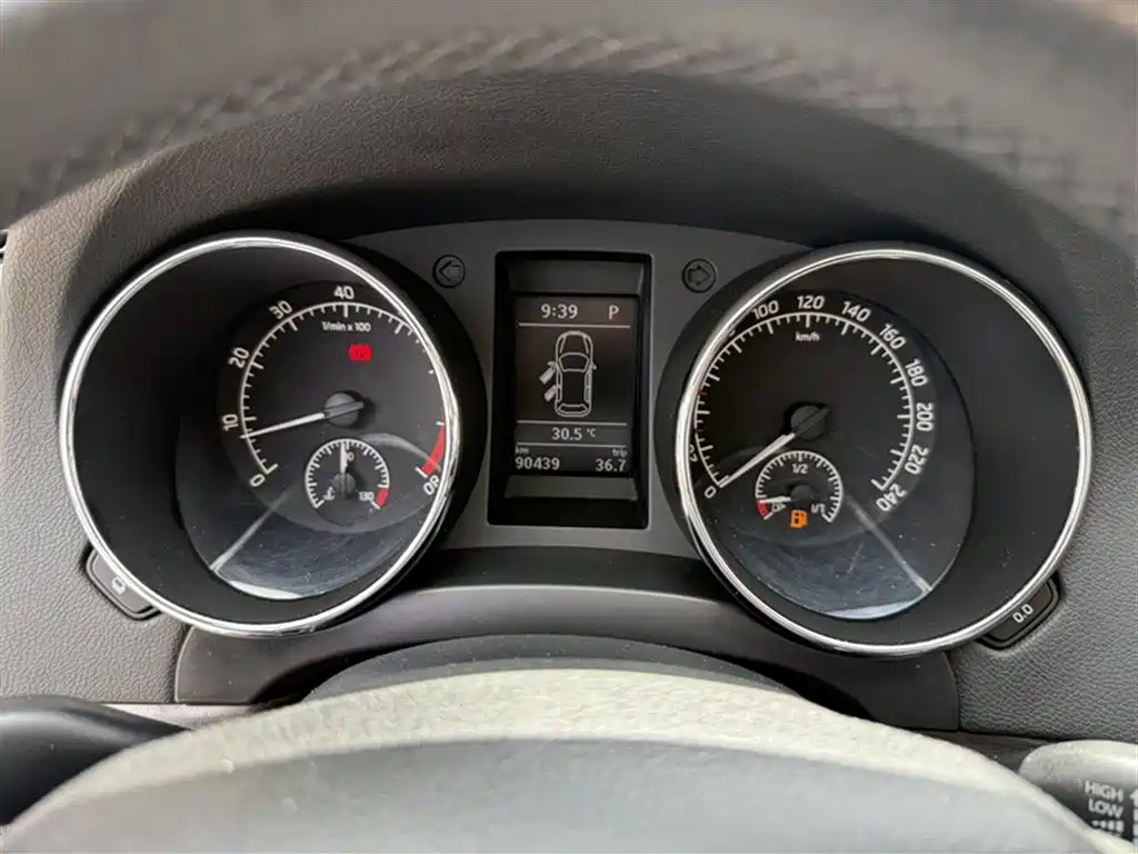 Škoda Yeti 2014 1.4TSI DSG Wild фото 3