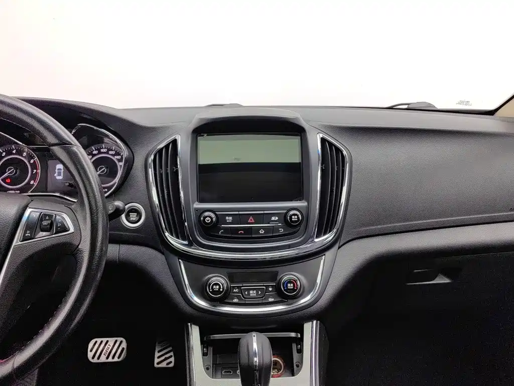 Baojun 560 2017 2016 1.8L iAMT Luxury