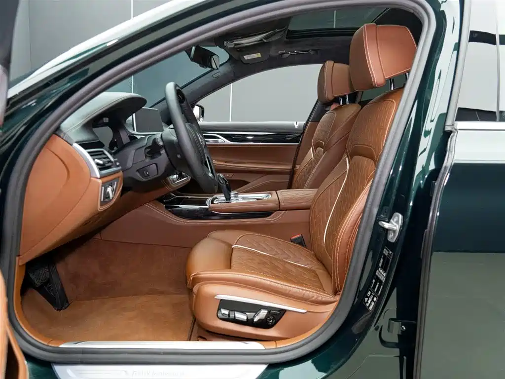 BMW 7 Series 2019 Facelift 750Li xDrive V8 Luxury Package фото 9