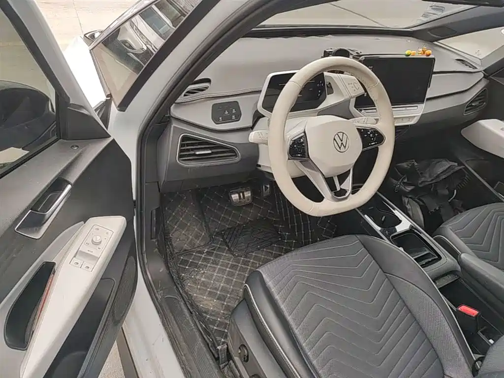 Volkswagen ID.3 2023 Upgraded Pure Intelligence Edition фото 16