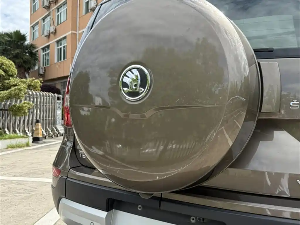Škoda Yeti 2014 1.4TSI DSG Wild фото 24