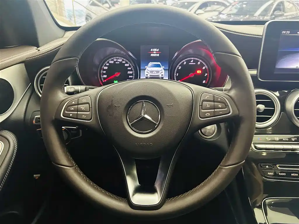 Mercedes-Benz GLC 2019 Model GLC 200 L 4MATIC фото 15