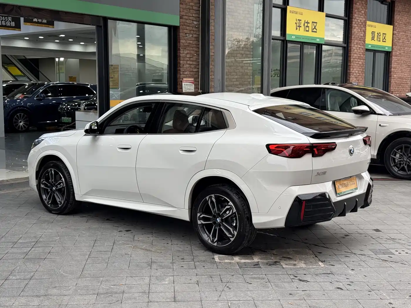 BMW X2 (Import) 2025 2025 sDrive25i M Sport Package