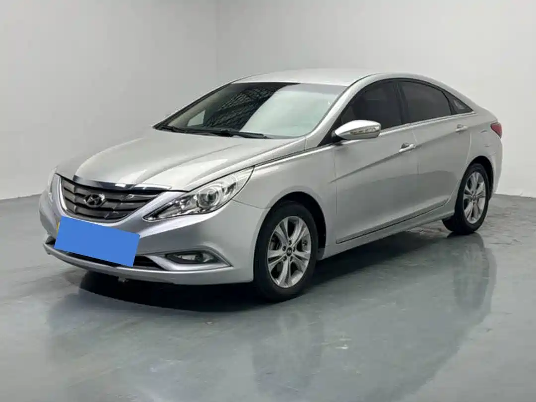 Hyundai Sonata 2011 2.0L Automatic Fashion